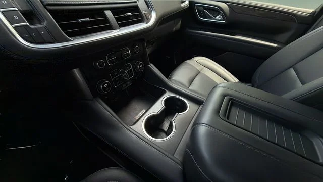 Used 2024 Black Chevrolet Z71 image 14
