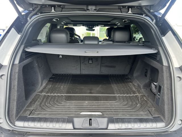 New 2026 Borasco Grey Land Rover SE image 12