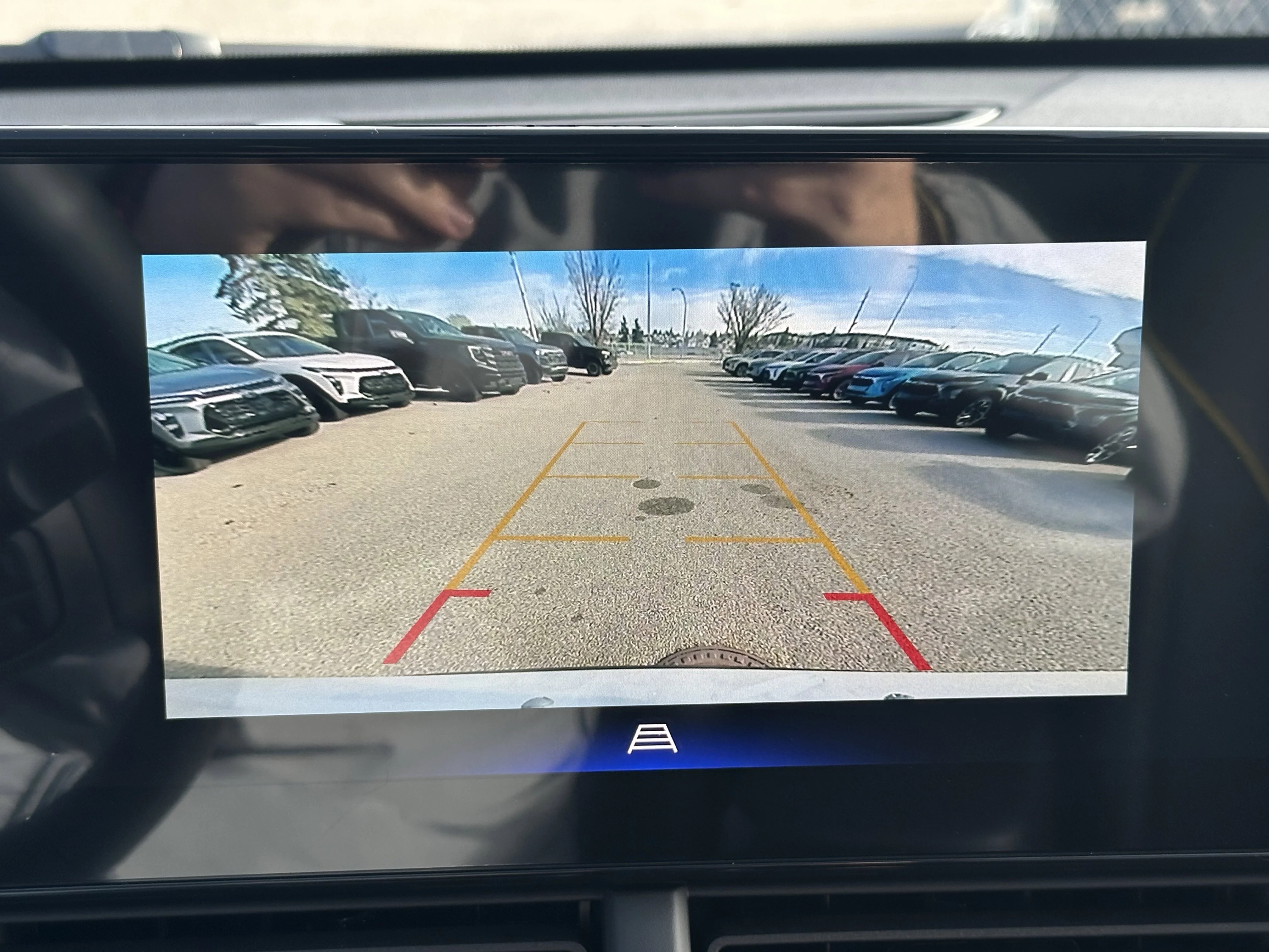 New 2026 Summit White Chevrolet ACTIV image 18