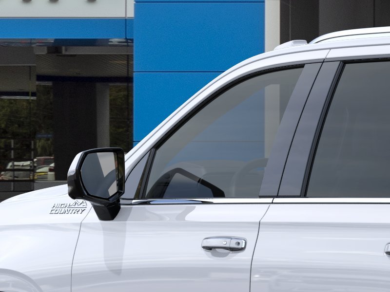 New 2026 Polar White Tricoat Chevrolet High Country image 12