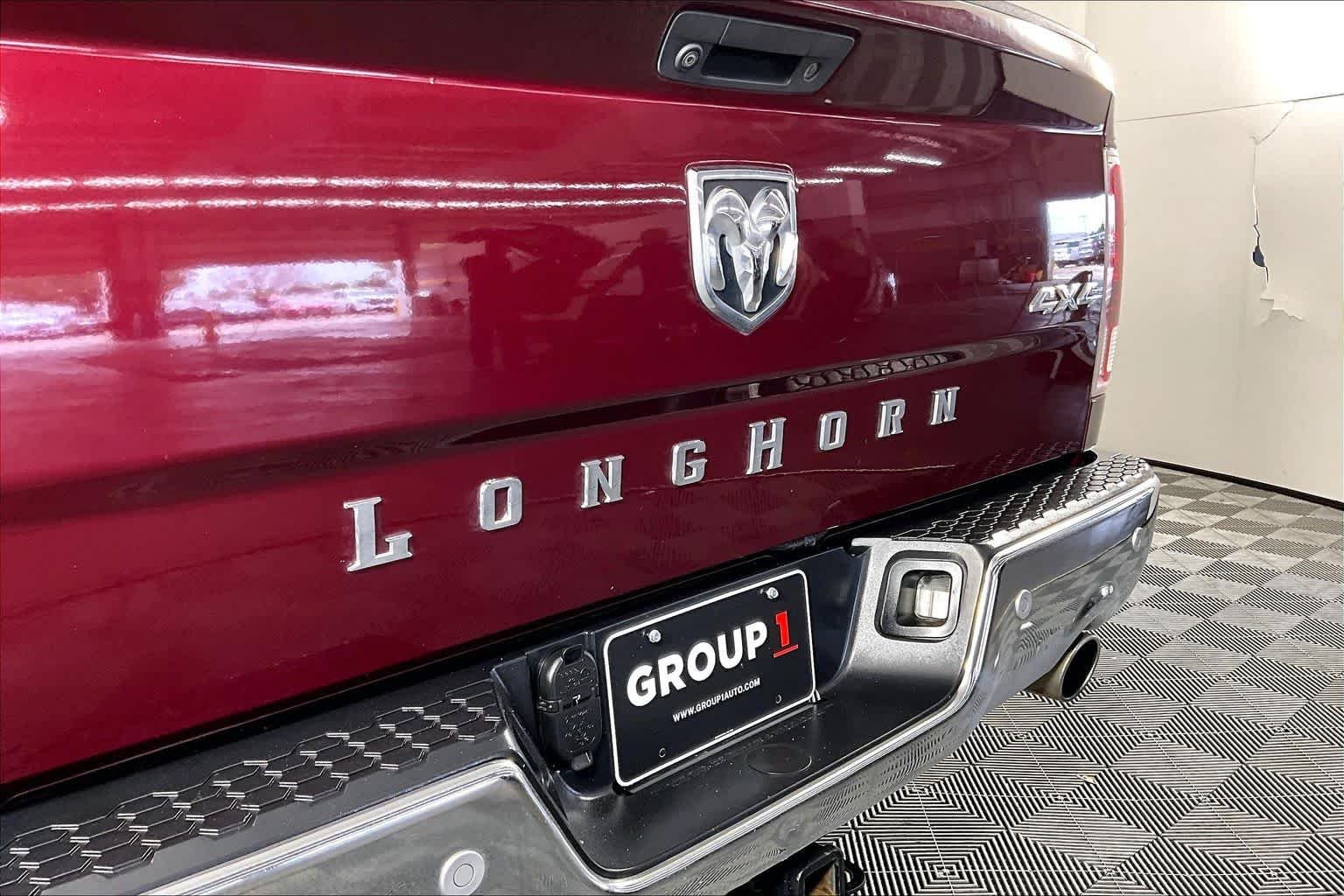 Used 2018 Delmonico Red Pearlcoat Ram Longhorn image 10