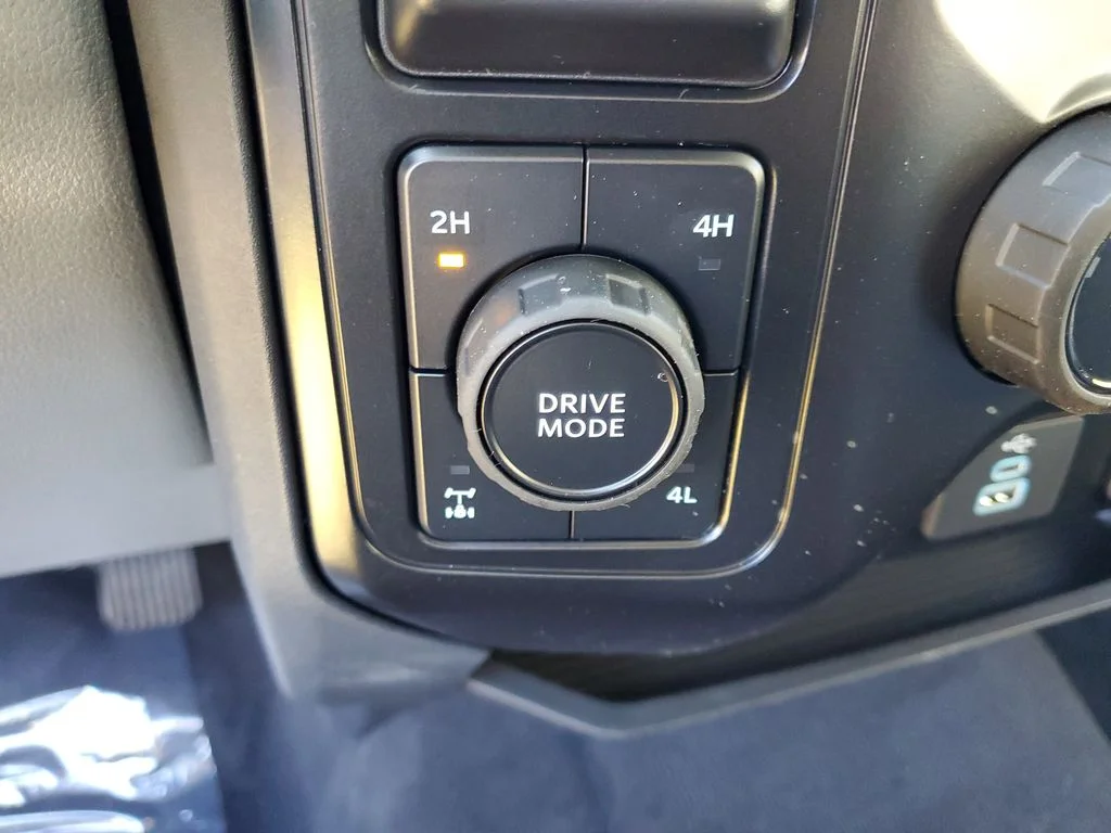 New 2026 Oxford White Ford F-250® XL image 20
