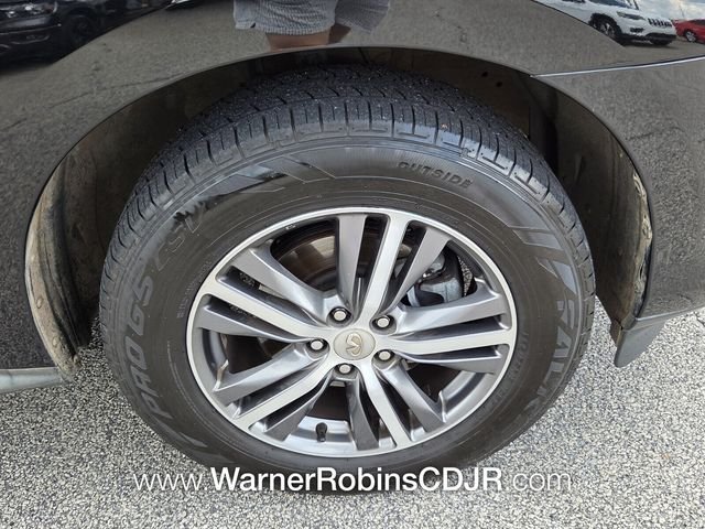 Used 2020 Black INFINITI PURE image 21
