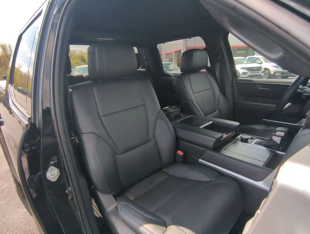 Used 2023 Black Toyota Platinum image 26