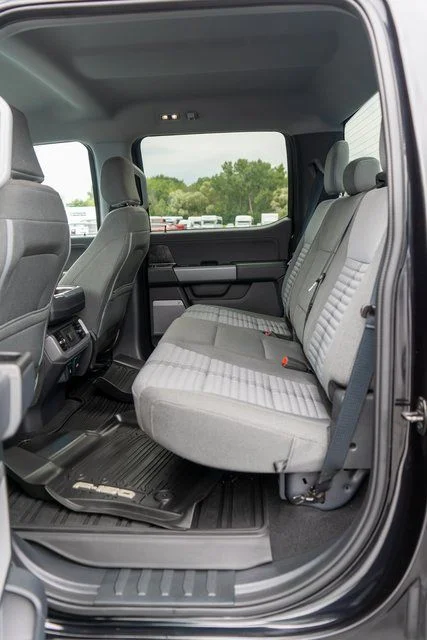 Used 2023 Blue Ford XLT image 10