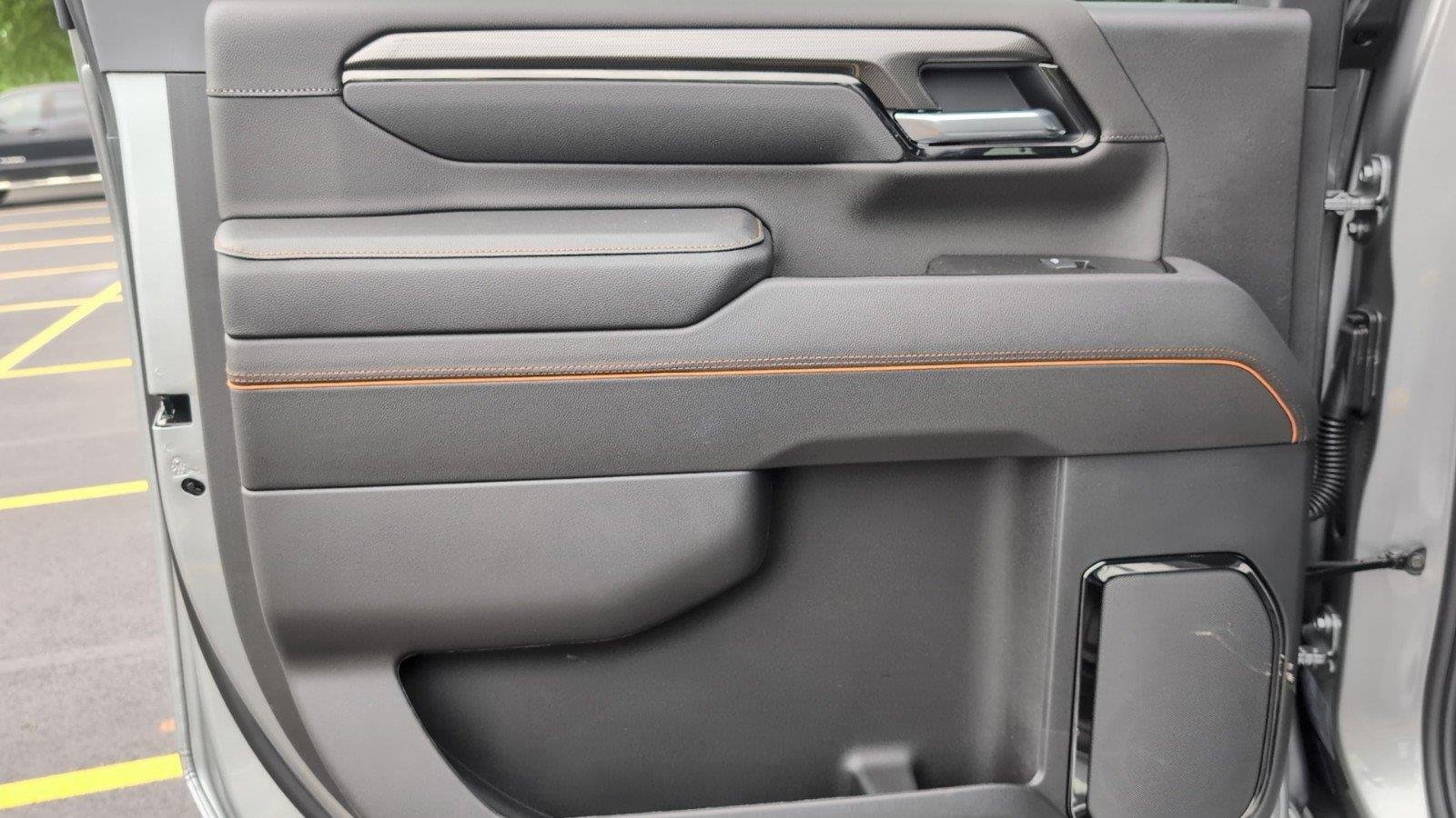 New 2026 Sterling Metallic GMC AT4 image 38