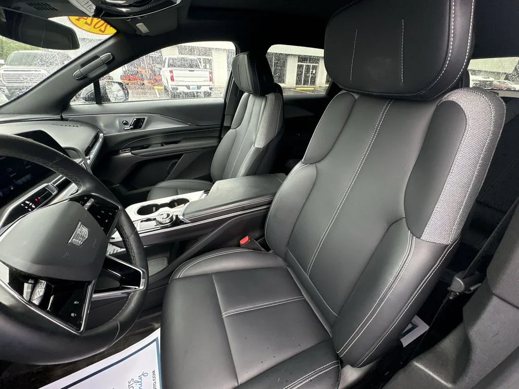 Used 2024 Red Cadillac Tech image 11