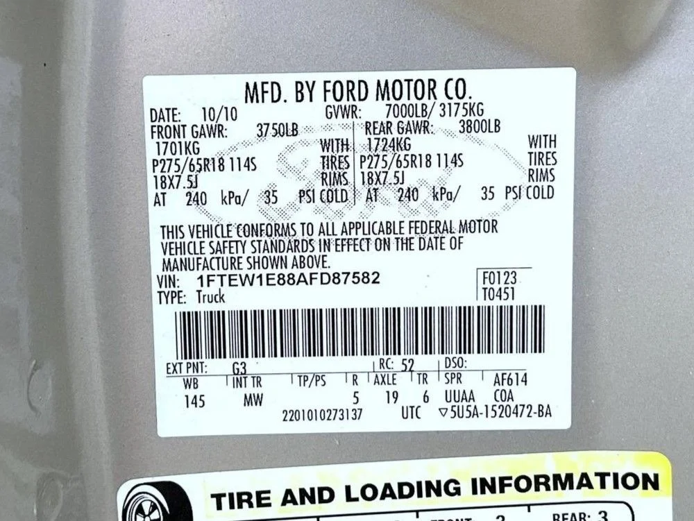 Used 2010 Gold Ford XLT image 26