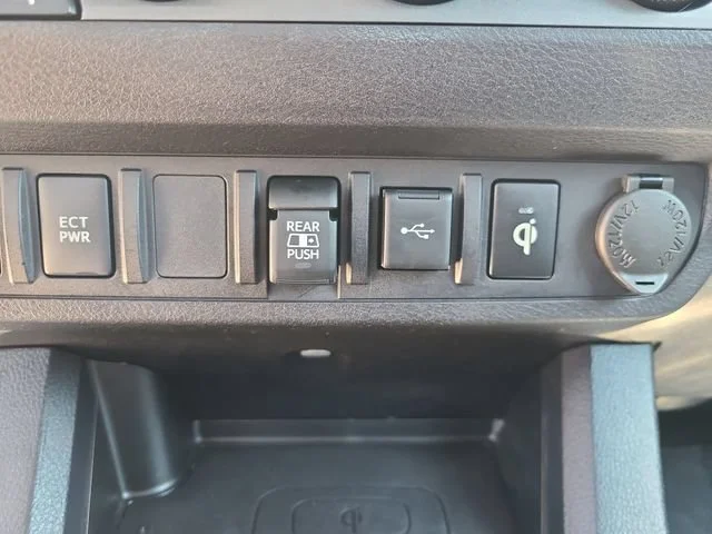 Used 2020 Gray Toyota SR5 image 26