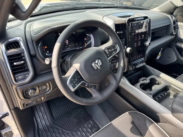 New 2027 Bright White Clear-Coat Exterior Paint RAM Laramie image 44