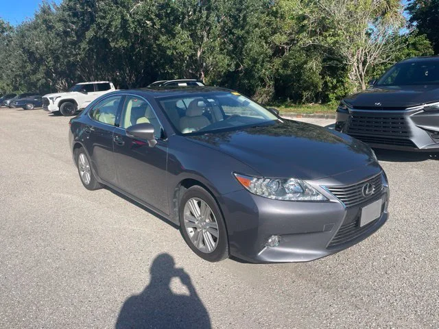 Used 2014 Gray Lexus 350 image 1