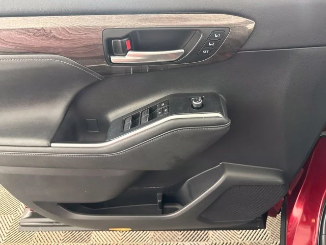 Used 2023 Red Toyota Platinum image 20