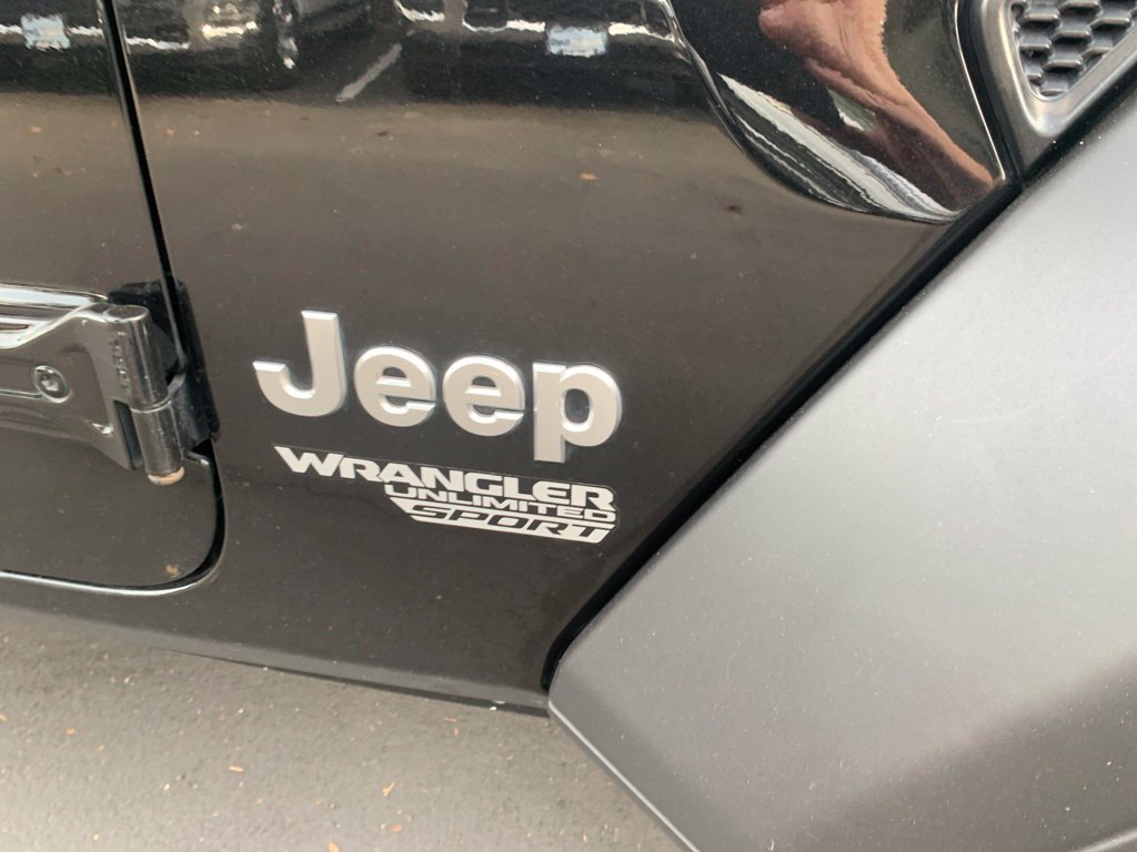 Used 2021 Black Clearcoat Jeep Unlimited Sport S image 7