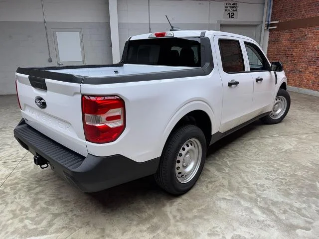 New 2026 Oxford White Ford XL image 5