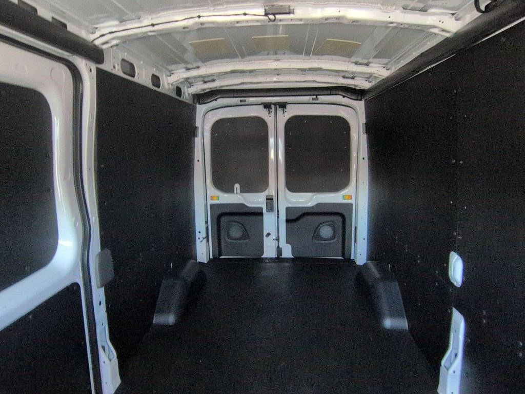 New 2026 White Ford Base image 24