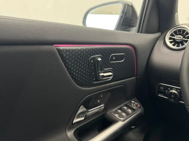 New 2026  Mercedes-Benz GLA 250 image 39