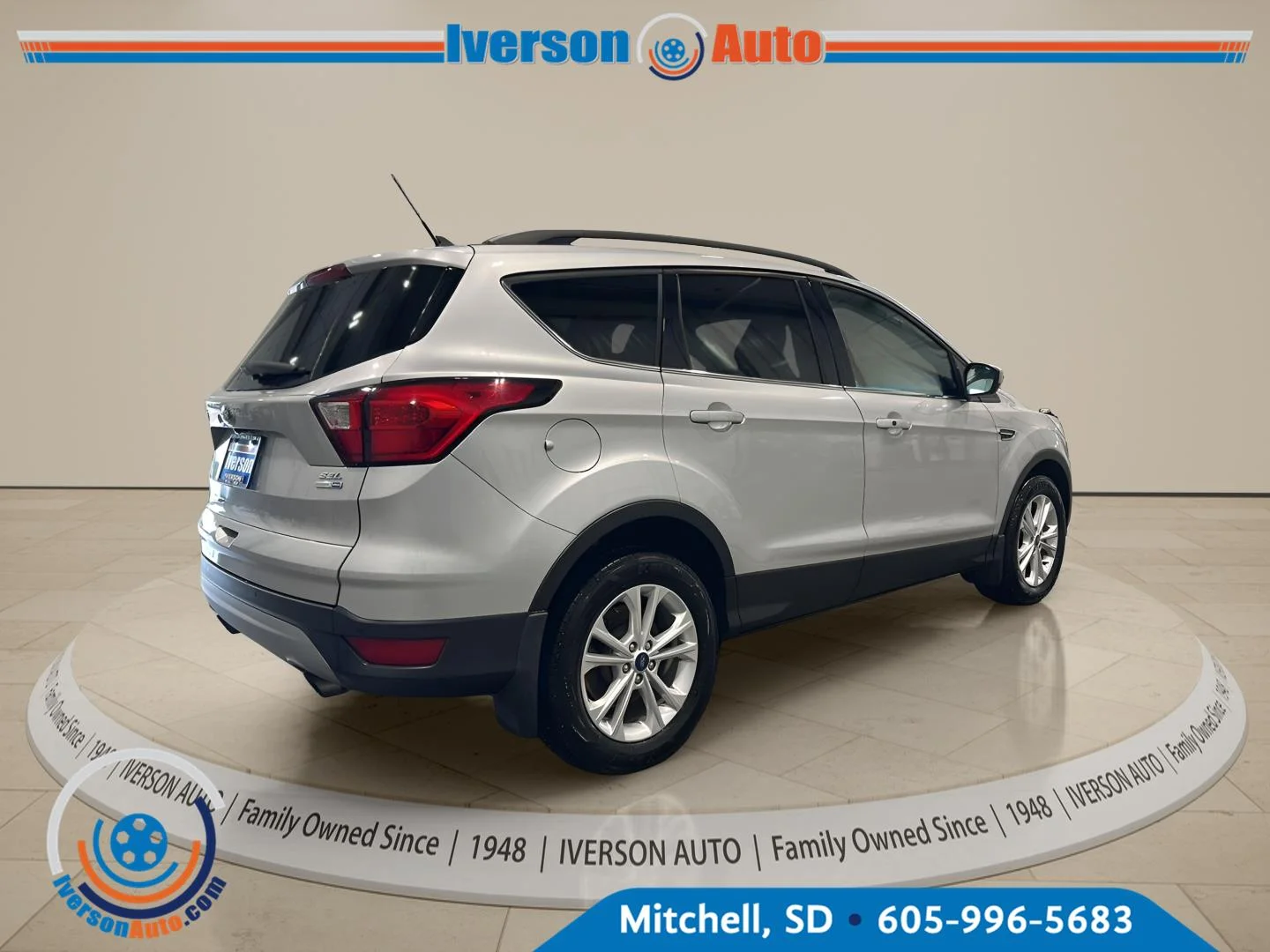 Used 2019 Ingot Silver Ford SEL image 7