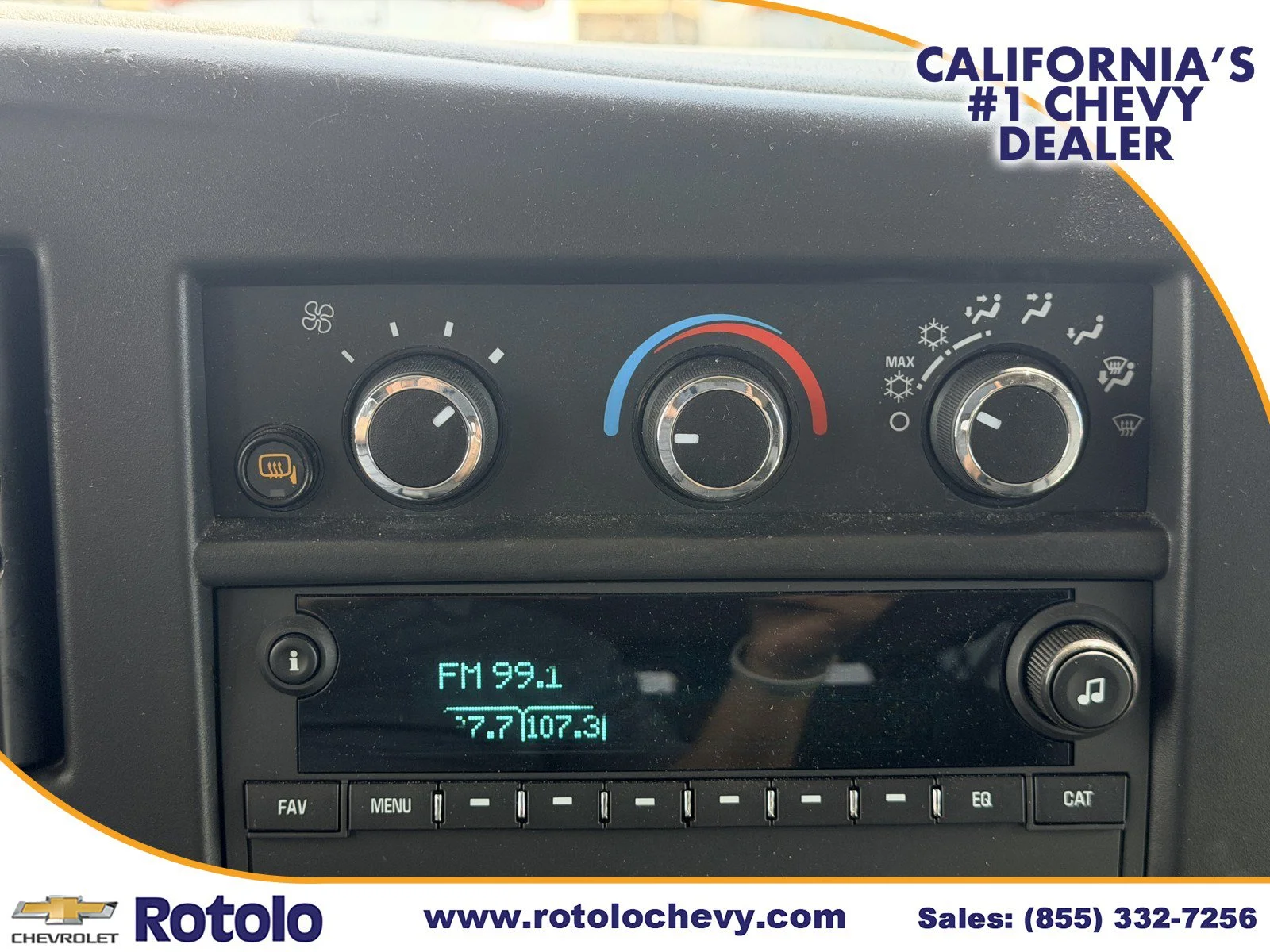 Used 2025 Summit White Chevrolet 1LT image 19