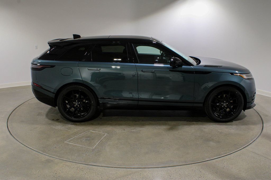 Certified Used 2026 Giola Green Metallic Land Rover Dynamic SE image 6