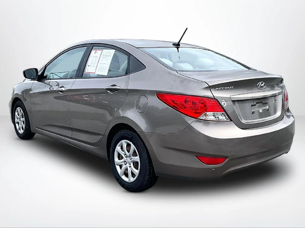 Used 2012 Brown Hyundai GLS image 14