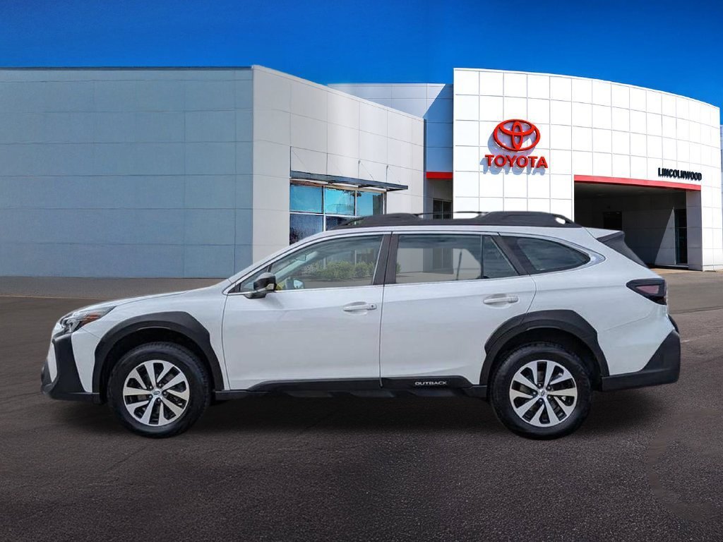 Used 2023 White Subaru 2.5i image 12