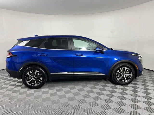 Used 2023 Sapphire Blue Kia EX image 8