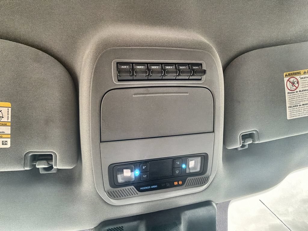 Used 2024  Ford XL image 19