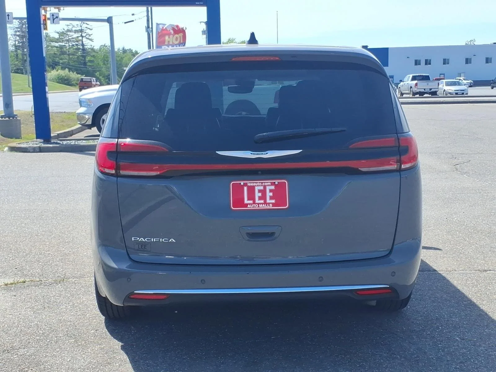Used 2023 Gray Clearcoat Chrysler Touring L image 6