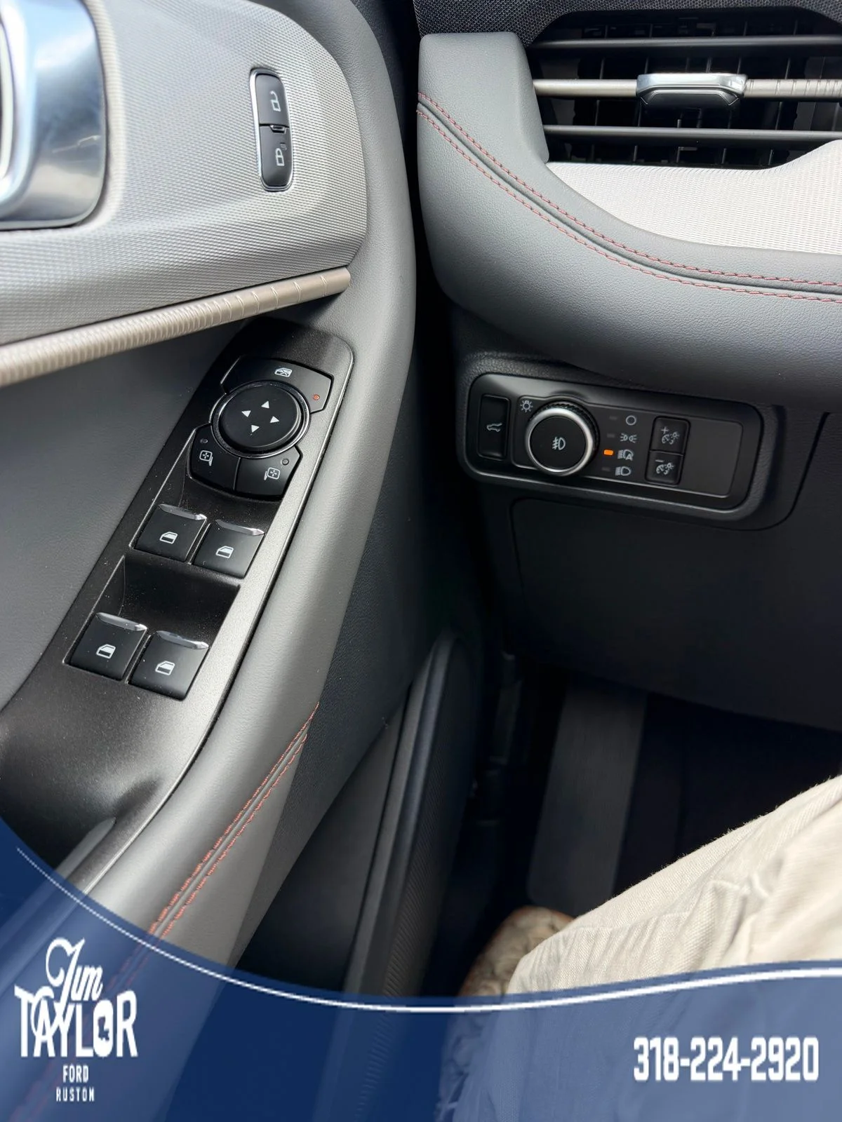 2026 Ford Explorer Active - Photo 18