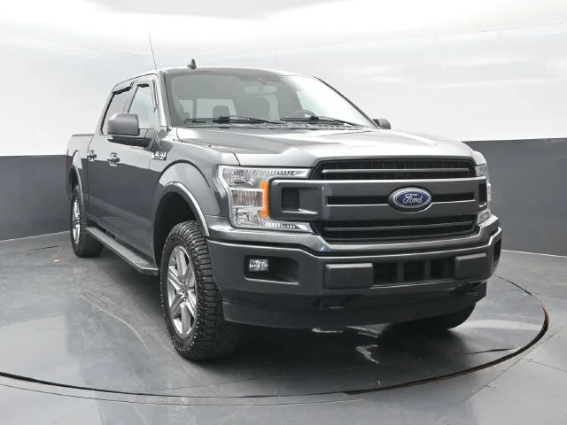 Certified Used 2019 Magnetic Ford XLT image 2