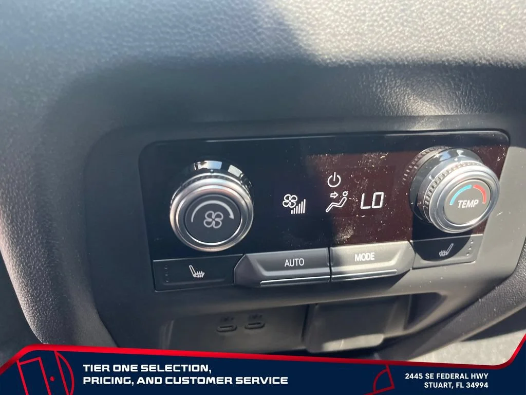 2026 GMC Acadia Denali Ultimate - Photo 34