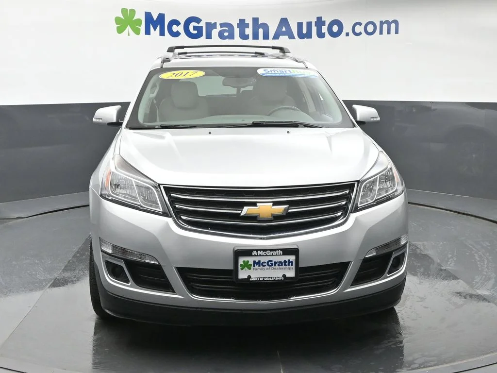 Used 2017 Silver Chevrolet 2LT image 5