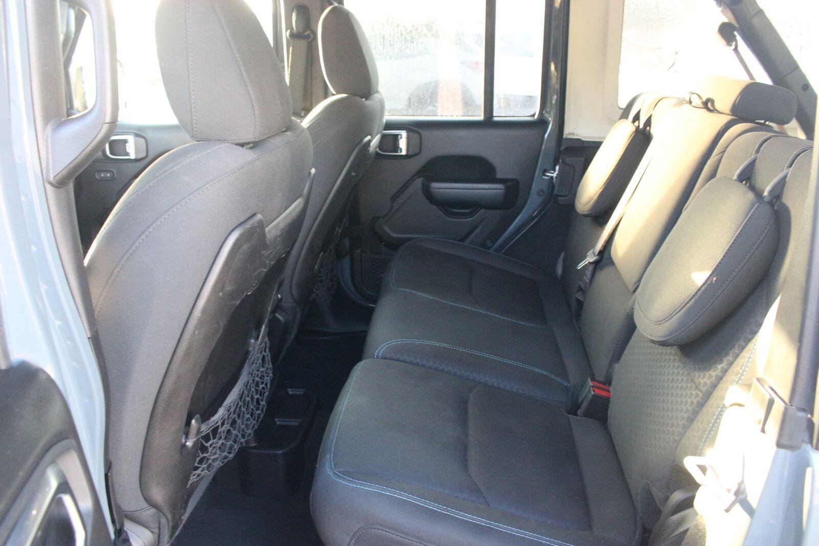 Used 2024 Grey Jeep Rubicon image 31