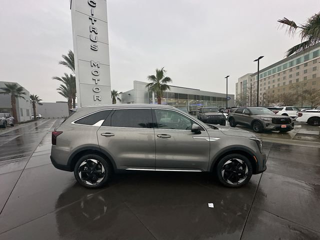 2026 Kia Sorento EX Hybrid - Photo 8