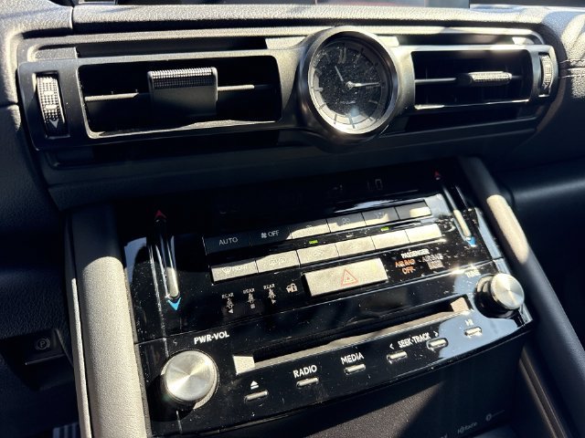 Certified Used 2025  Lexus 350 F SPORT image 19