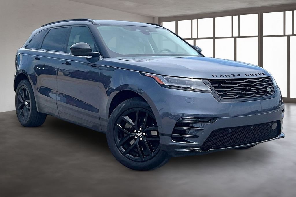 Certified Used 2025 Varesine Blue Metallic Land Rover Dynamic SE image 10