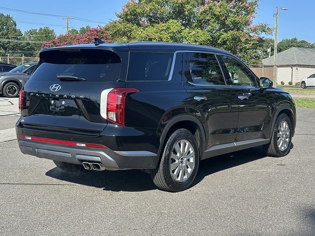 Used 2024 Black Hyundai SEL image 8
