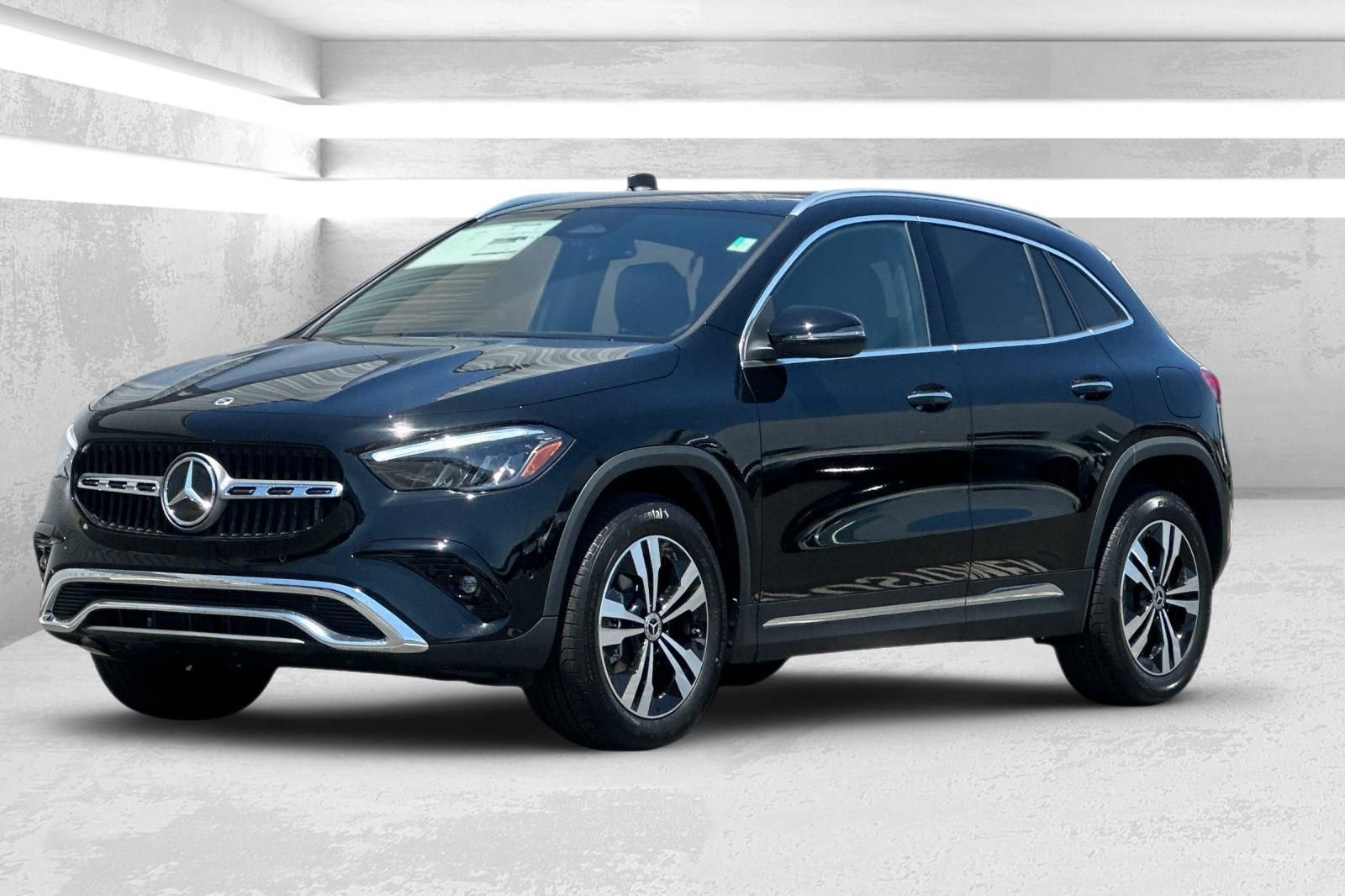 Certified Used 2025 Black Mercedes-Benz GLA 250 image 8