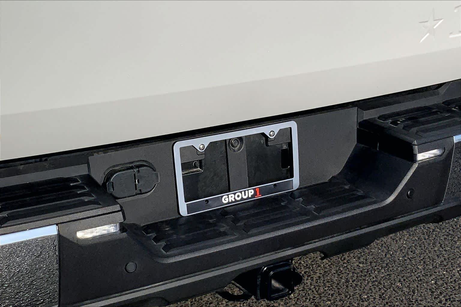 Used 2025 Wind Chill Pearl Toyota 1794 Edition Hybrid image 31