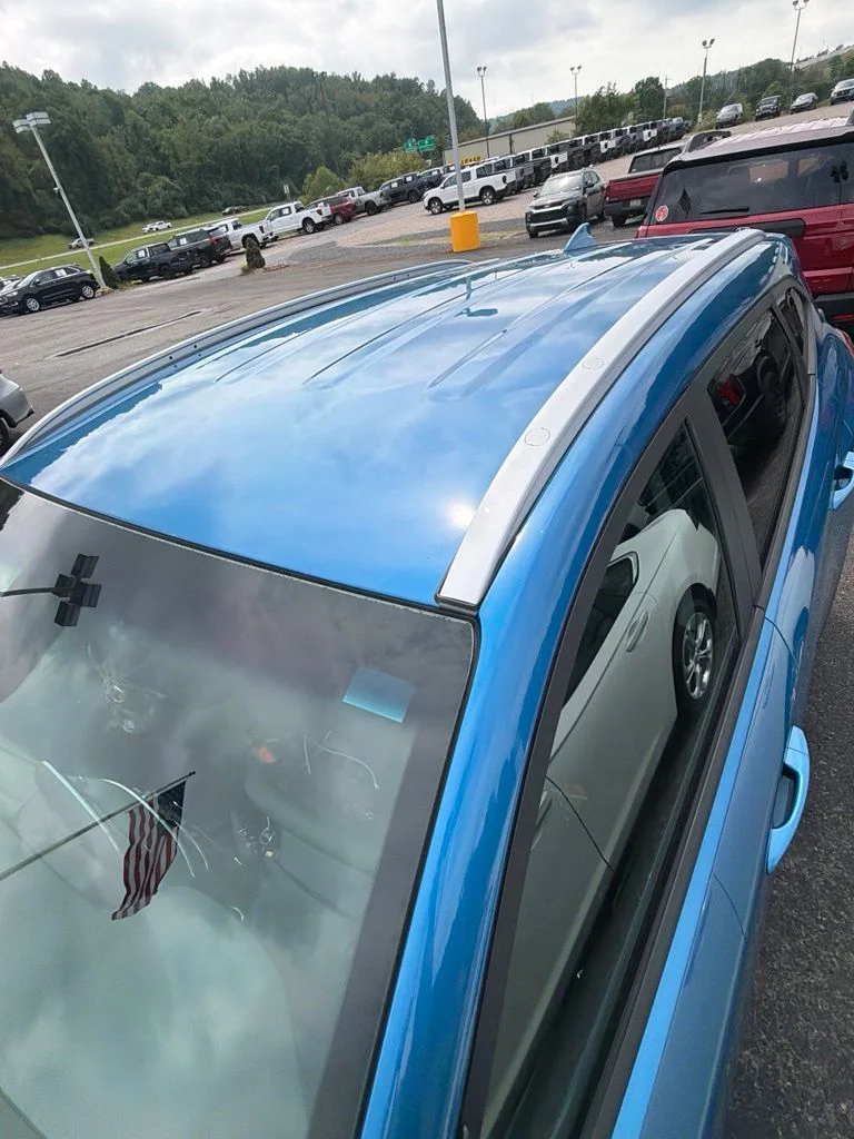 Used 2019 Blue Hyundai Value image 7