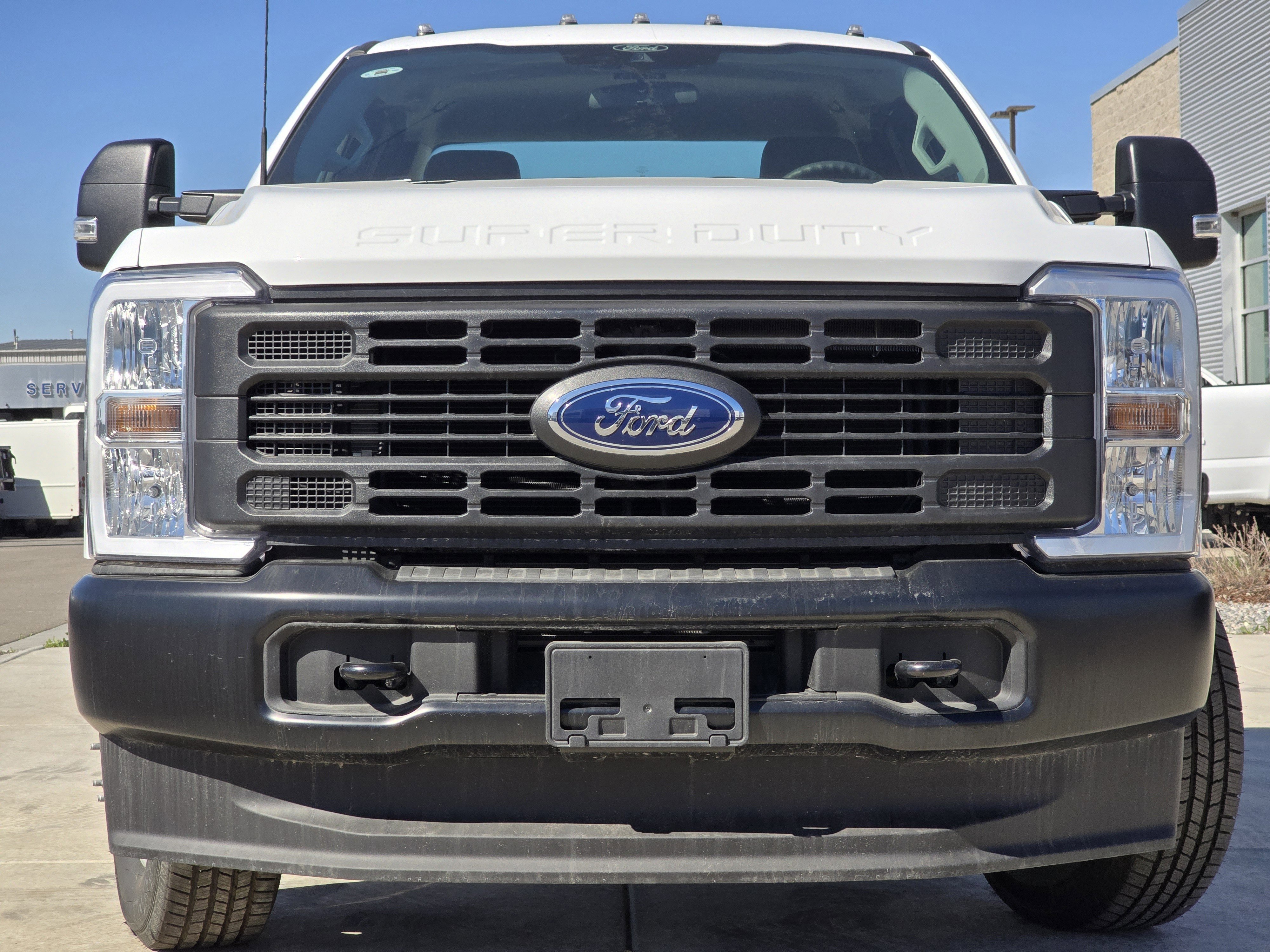 New 2026 Oxford White Ford XL image 16