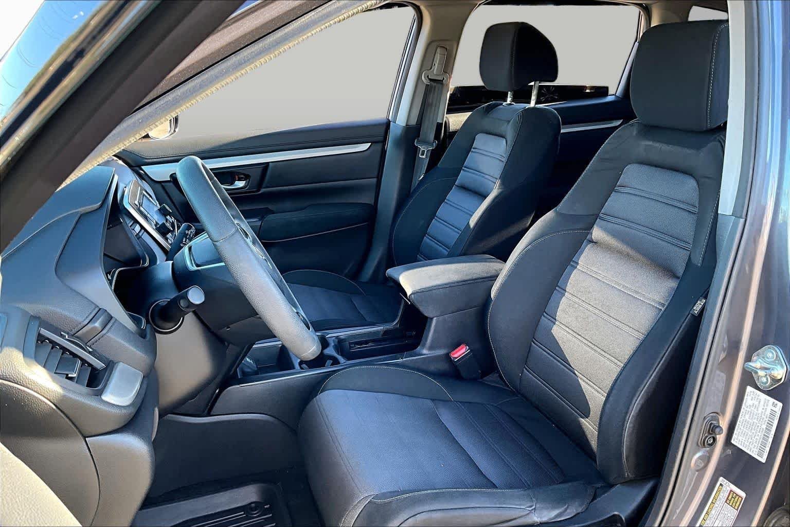 Used 2018 Modern Steel Metallic Honda LX image 7