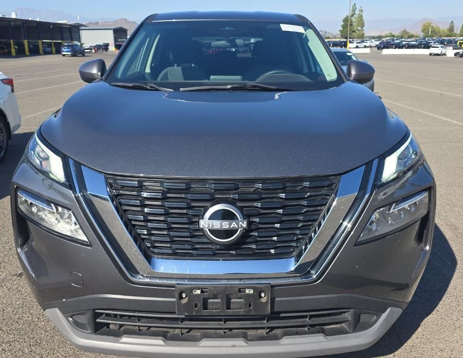 Used 2023 Nissan Rogue SV with VIN 5N1BT3BA8PC940204 for sale in Kansas City