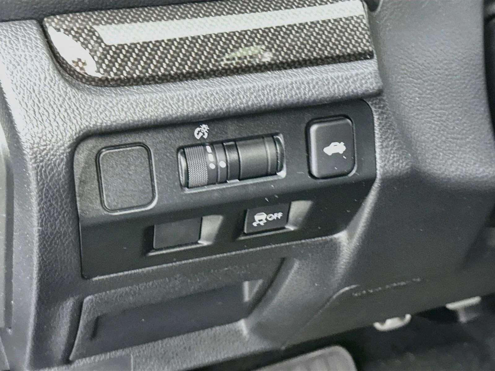 Used 2019 Blue Subaru Limited image 10