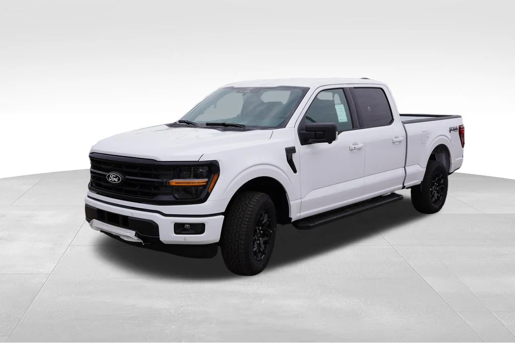 New 2026 White Ford XLT image 7