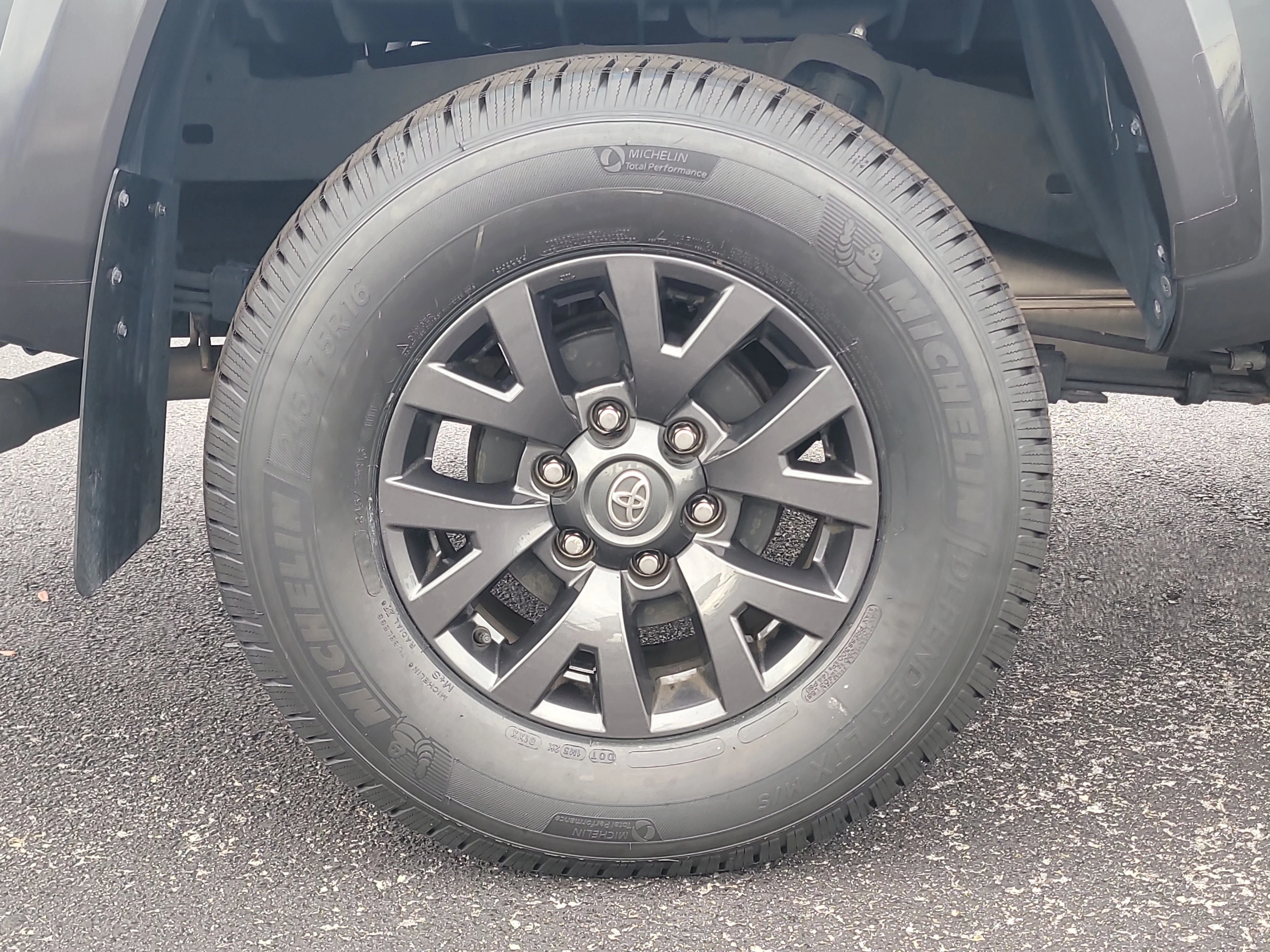 Certified Used 2022 Magnetic Gray Metallic Toyota SR5 image 8