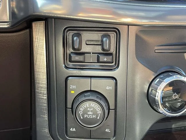 New 2026 White Ford King Ranch image 27