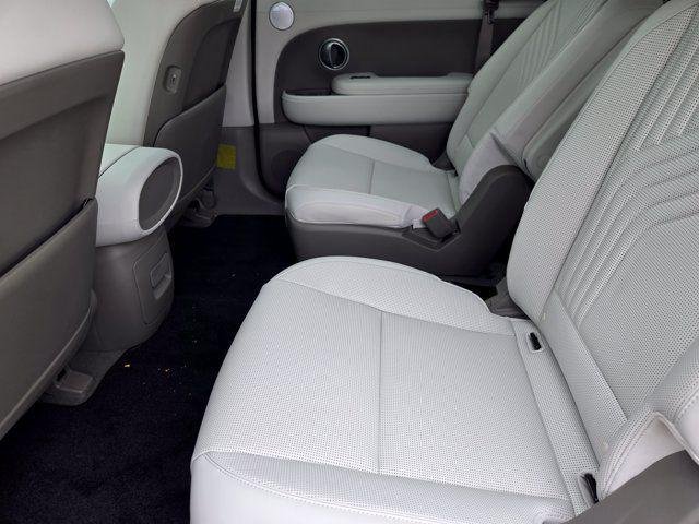 New 2026 White Hyundai Blue SEL 7P image 43