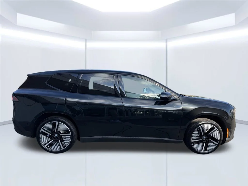 New 2027 Black Sapphire Metallic BMW 50 xDrive image 7