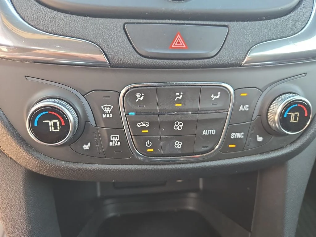 2019 Chevrolet Equinox LT - Photo 16